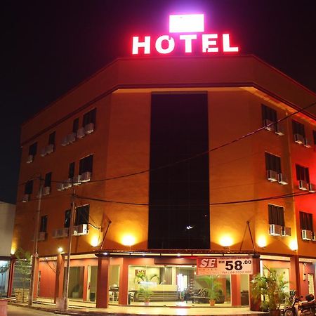 Se Two Hotel بترورث المظهر الخارجي الصورة
