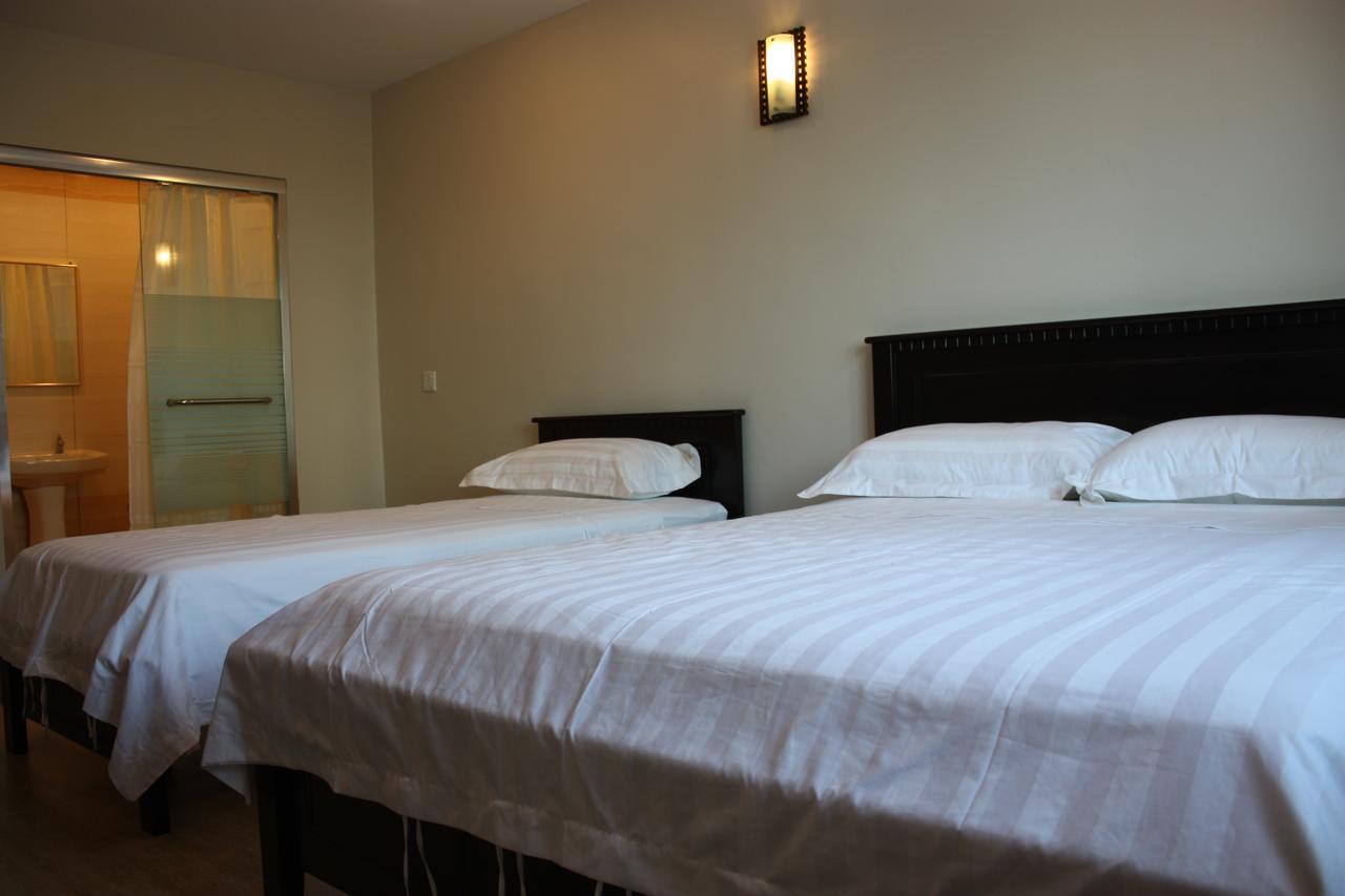Se Two Hotel بترورث المظهر الخارجي الصورة