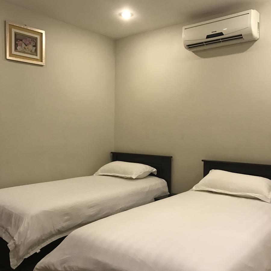 Se Two Hotel بترورث المظهر الخارجي الصورة